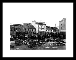 Clifden  Fair Day    ~   Market Square    ~   Connemara   ~   Co Galway .....G124 D