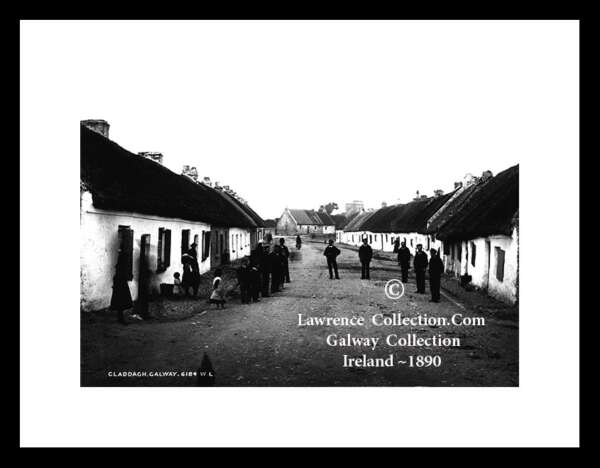 Galway City    ~   Claddagh Village   ~    Thatch Cottages     ~    Co Galway .....G129
