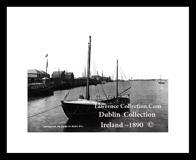 Howth ~ West Pier ~ Lifeboat ~ North County Dublin ......D77 J