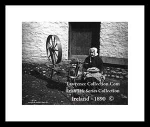 Traditional Crafts   ~    "Spinning Wheel"   in the rear old times  ...... L9