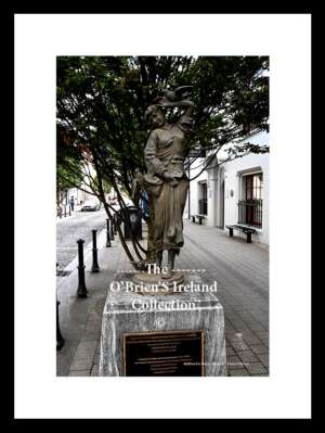 Ballina     ~     "Mayo Famine Girls 138  Orphan Girls"    ~  sent to Australia  Monument     ~    Pearse Street   ~    Co.Mayo .....5502