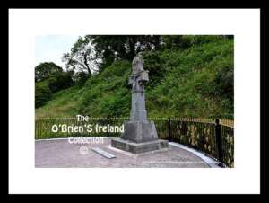 Bealnablath     "Michael Collins" Monument   ~  Michael Collins was an Irish revolutionary, soldier and politician who was a leading figure in the early-20th century struggle for Irish independence. During the War of Independence he was Director of Intelligence of the Irish Republican Army and a government minister of the self-declared Irish Republic.   Co Cork....3067