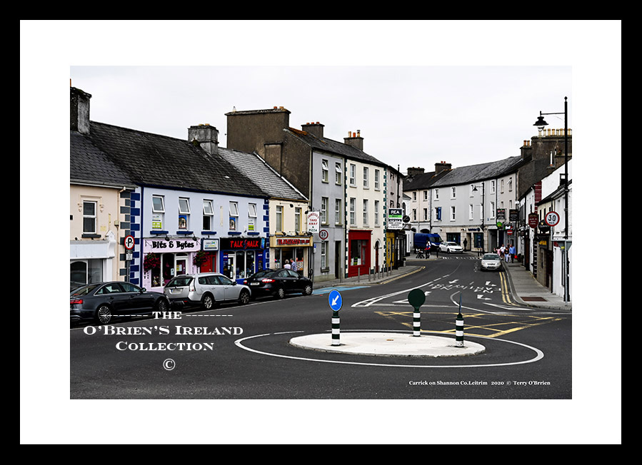 Carrick on Shannon     ~     Bridge Street      ~      Co Leitrim .......4954