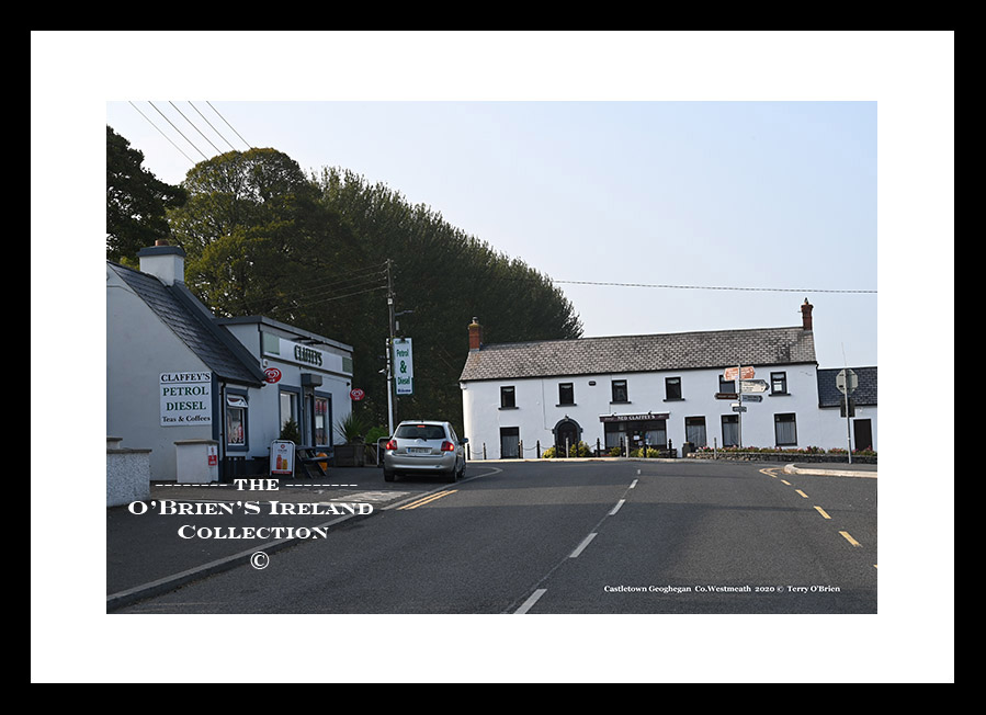 Castletown Geoghegan ~ Village ~ "Ned Claffery's Pub" ~ Co Westmeath ...... 9396CG