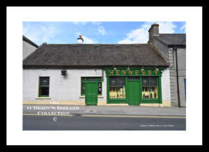 Irish Shop Fronts    ~    "Hennessy's Bar"    ~    Main Street     ~     Ferbane       ~     Co. Offaly ....0586