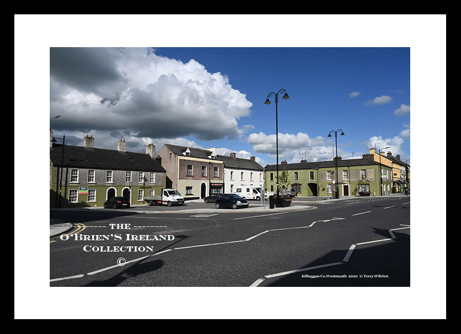 Kilbeggan ~ The Square ~ Co Westmeath...... 2343K