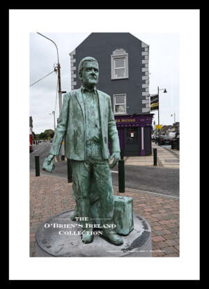 Longford Town    ~    "The Longford Emigrant"   ~   by Rory Breslin   ~    Centenary Square     ~   Co. Longford....4244