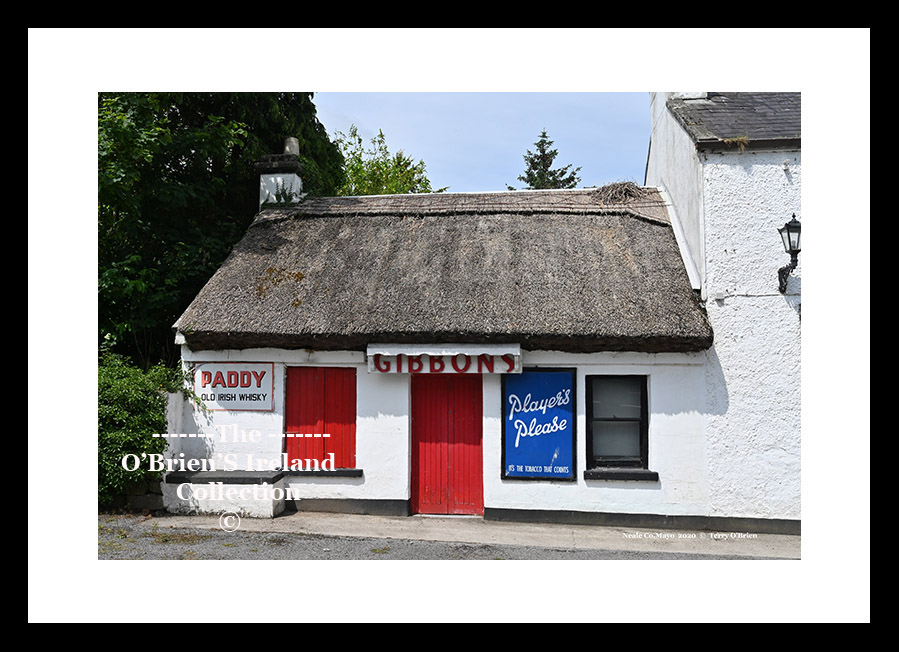Irish Shop Fronts ~ Gibbon's Thatched Pub ~ Neale ~ Co.Mayo ....2135