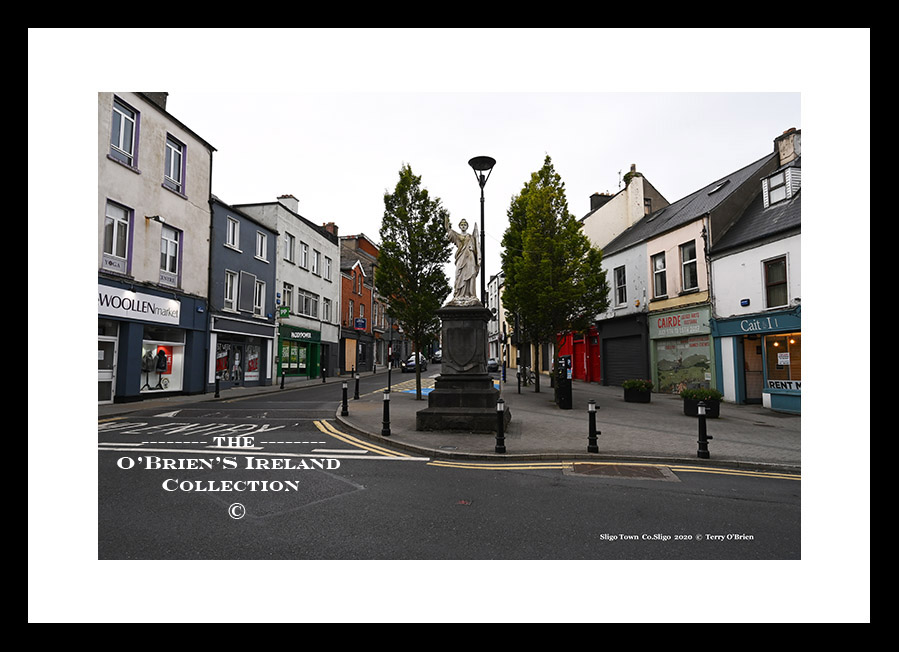 Sligo Town ~ Market Street ~ "The Lady Erin Monument " ~ was erected in 1899 to honour the centenary celebrations for those men who had fought in the Insurrection of 1798. By Dublin sculptor Herbert G. Barnes ~ Co Sligo .....7318