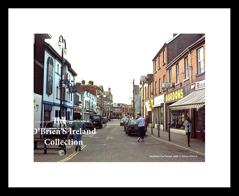 Strabane (1988) ~ Castle Street ~ Co.Tyrone ~ Northern Ireland .....1110