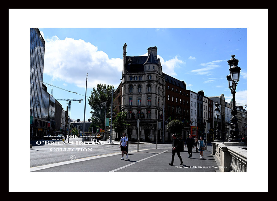 Dublin City ~ O'Connell Bridge ~ D'Olier Street ~ City Centre ~ County Dublin .....4130