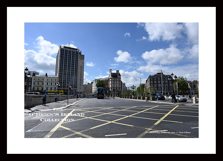 Dublin City ~ O'Connell Bridge ~ D'Olier Street ~ Westmoreland Street ~ City Centre ~ County Dublin .....4158