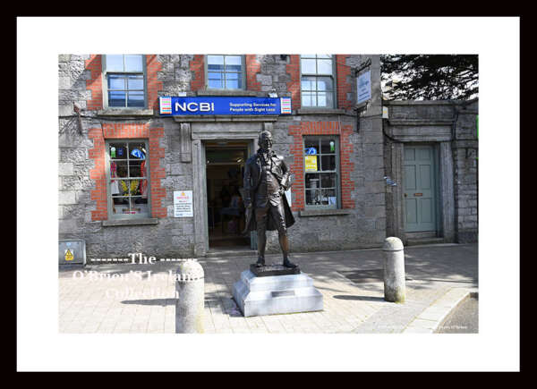 Celbridge     ~    "Arthur Guinness Statue" unveiled on "Arthurs Day" October 2013   Guinness was born in the village in 1725,  –   23 January 1803)  The statue was commissioned by Celbridge Tidy Towns with the support of Diageo Ireland. It was created by local sculptor Jarlath Daly.   Co. Kildare.....2557
